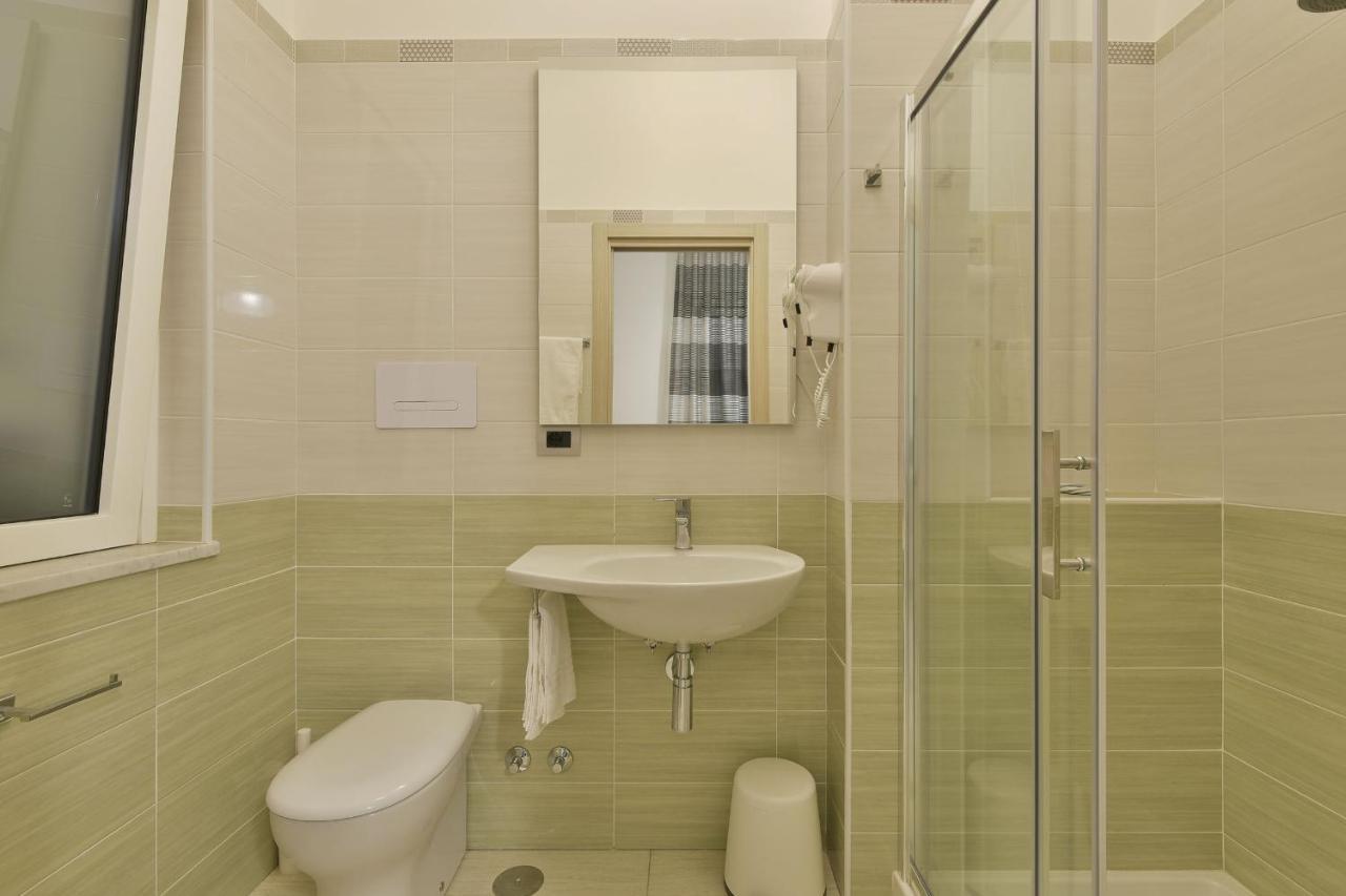 Tolomeo Rooms Laura Esterno foto